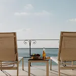 Luxury La (adults Only) * Chorto