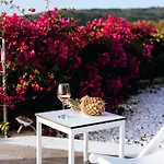 Luxury La (adults Only) * Chorto