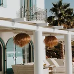 Luxury La (adults Only)