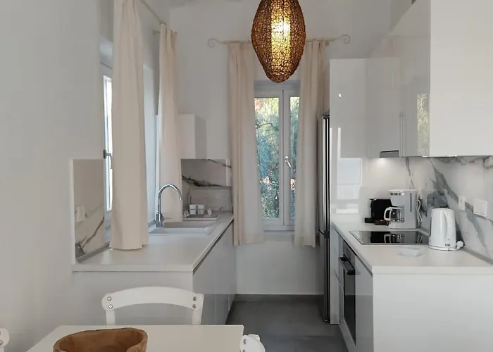 Luxury La (adults Only) Chorto