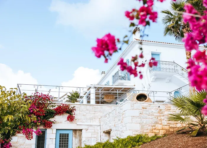 Luxury La (adults Only) * Chorto