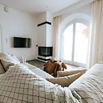 Luxury La (adults Only) דירה