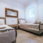 Luxury La (adults Only) דירה *