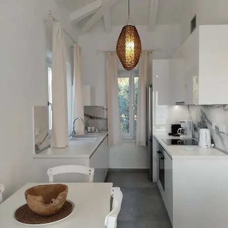 Luxury La (adults Only) Chorto