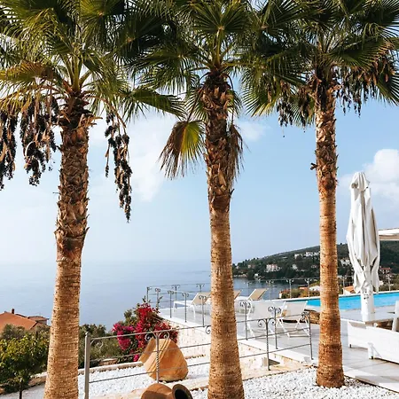 Luxury La (adults Only) *