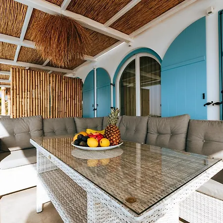 Appartamento Luxury La (adults Only) Chorto