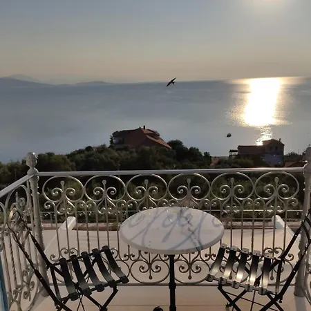 Luxury La (adults Only) Lejlighed Khórto