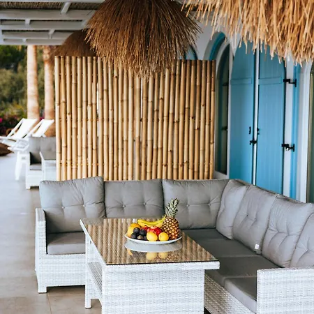 Luxury La (adults Only)