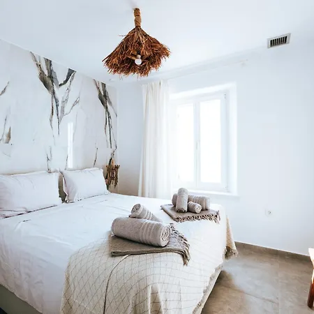 Lägenhet Luxury La (adults Only) Khorto