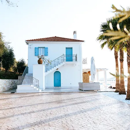 Luxury La (adults Only)