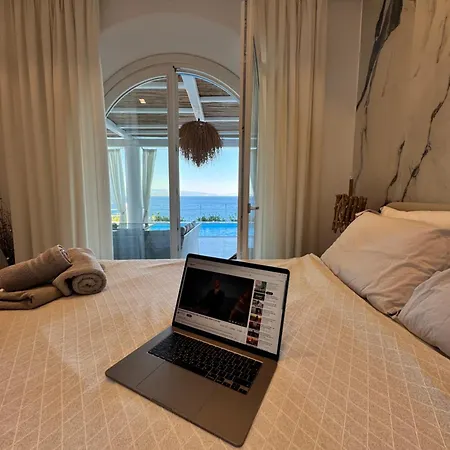 Luxury La (adults Only) * 호르토