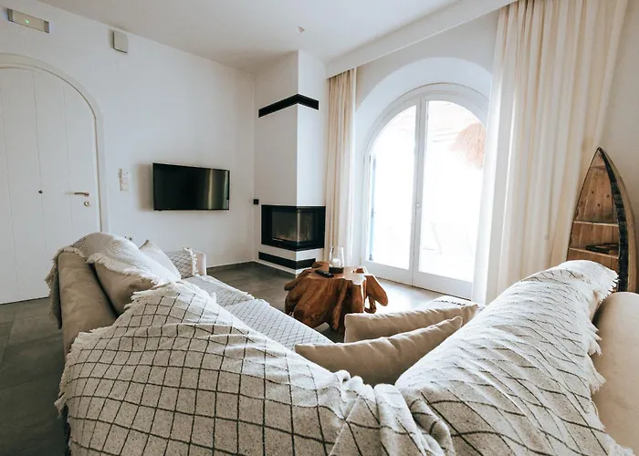 Luxury La (adults Only) Apartman