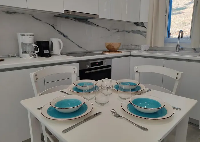 Luxury La (adults Only) Hórto