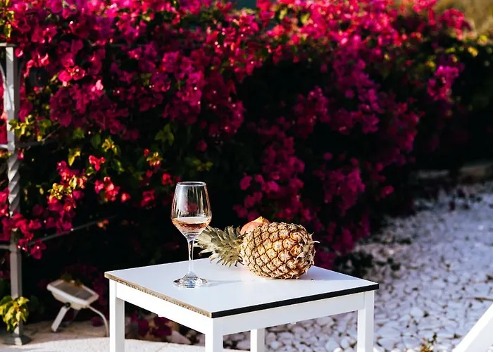 Luxury La (adults Only) * Hórto