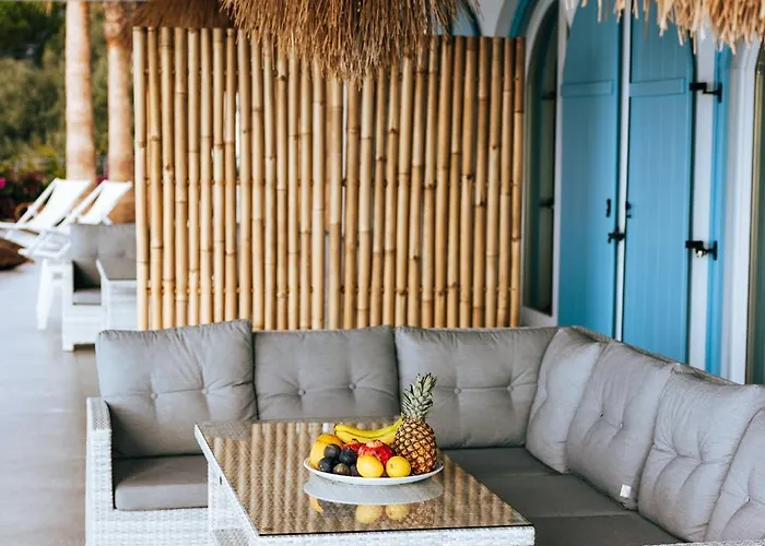 Luxury La (adults Only)